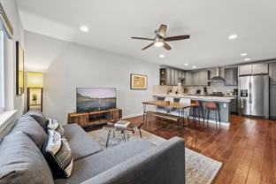 Rabb Glen St - Photo 1 of 1