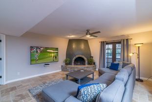 6802 E Ludlow Dr - Photo 1 of 1