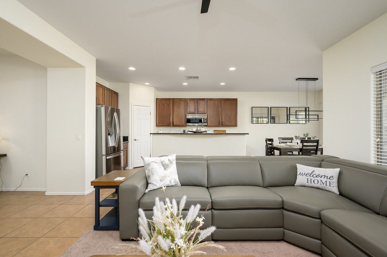 5538 W Andrea Dr #1255467P - Photo 4 of 50