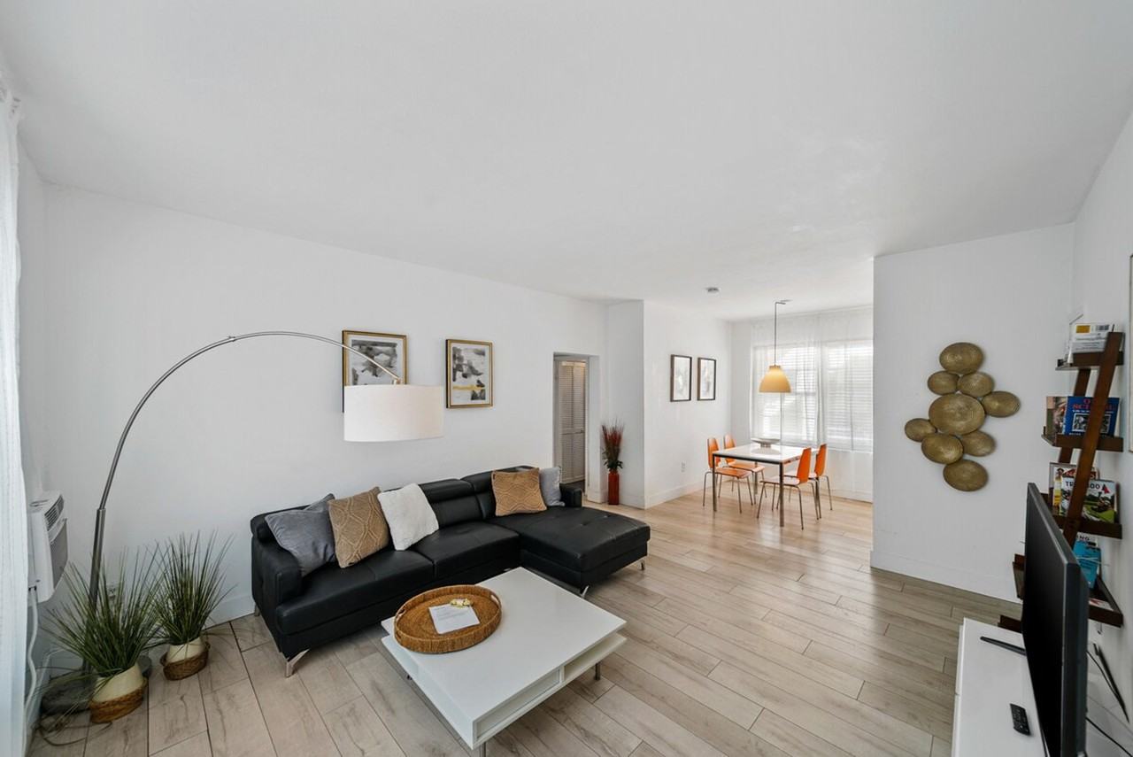 142 N Shore Dr #1255501P - Photo 2 of 19