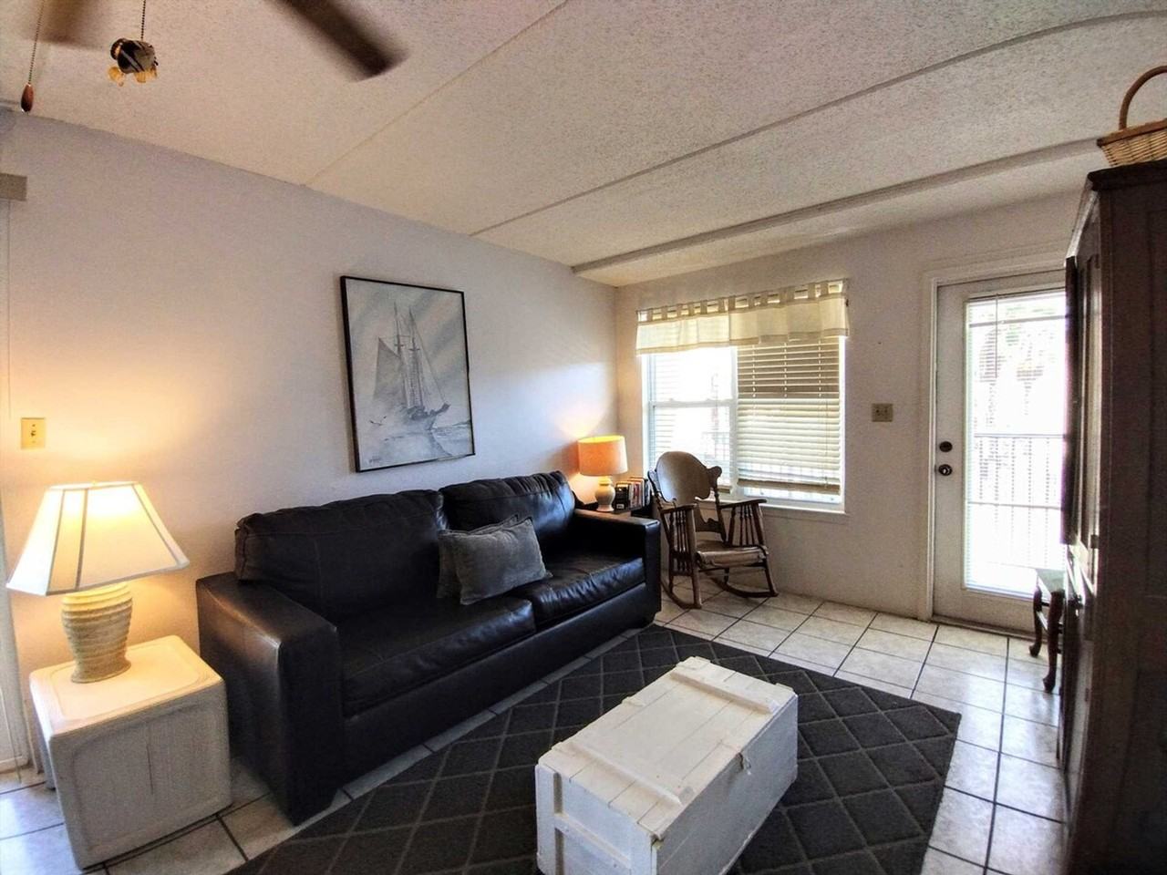 115 E Coronado Dr #1255588P - Photo 2 of 33