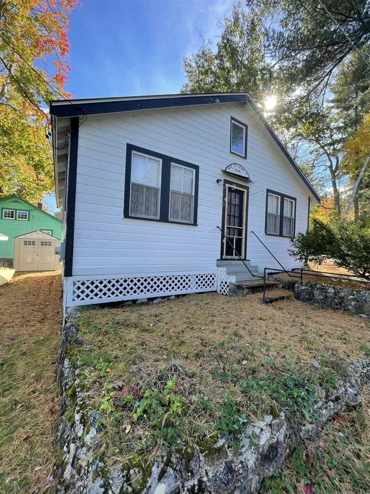 8 Nancy Ln #1255653P - Photo 4 of 17