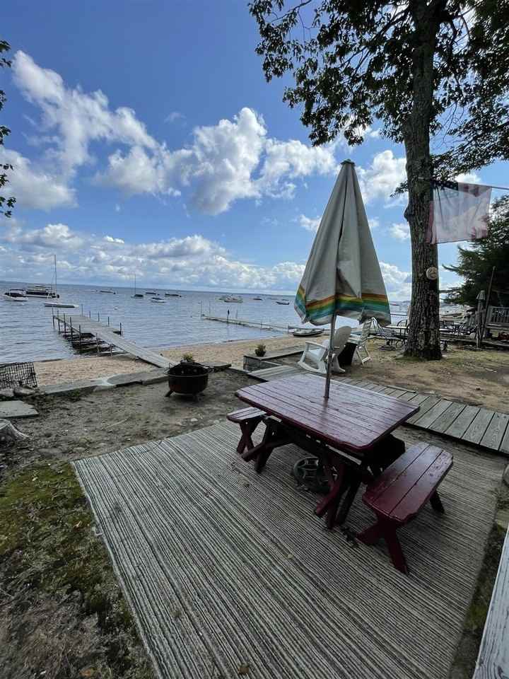 73 Sebago Rd #1255714P - Photo 4 of 13