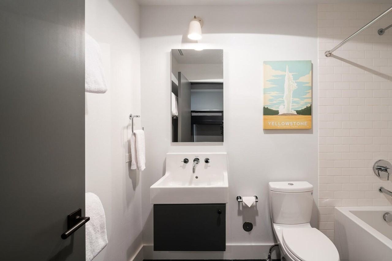 19 Lakewood Dr #1255717P - Photo 7 of 16