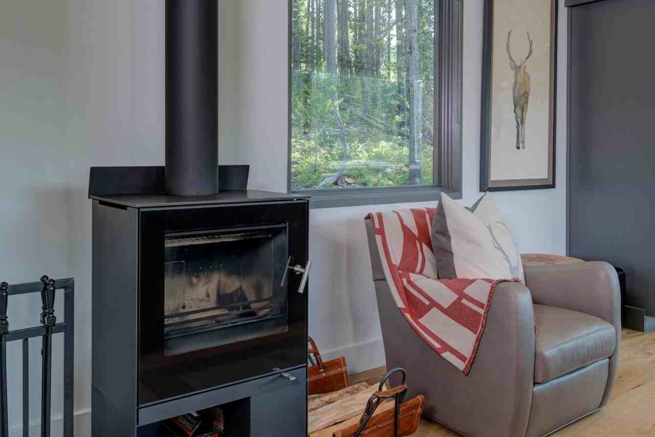 17 Lakewood Dr #1255724P - Photo 5 of 24