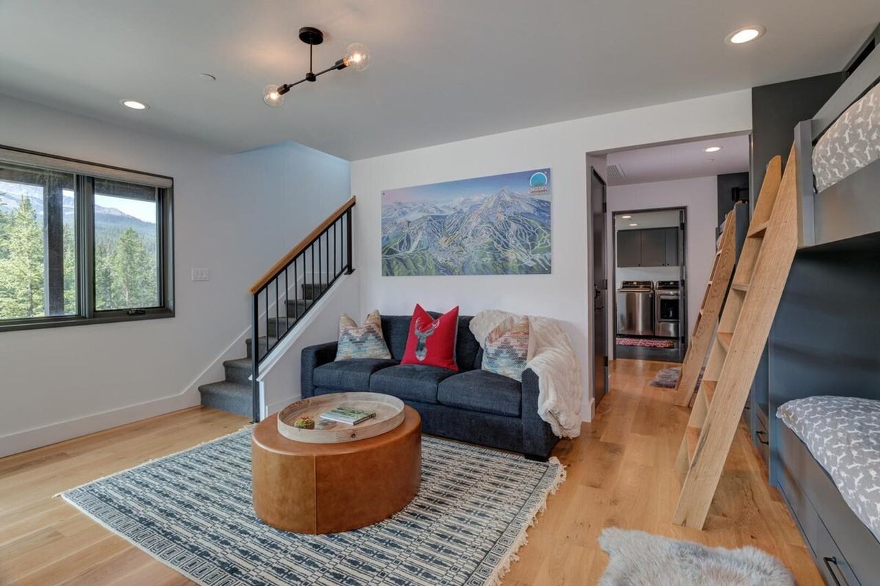 17 Lakewood Dr #1255724P - Photo 7 of 24