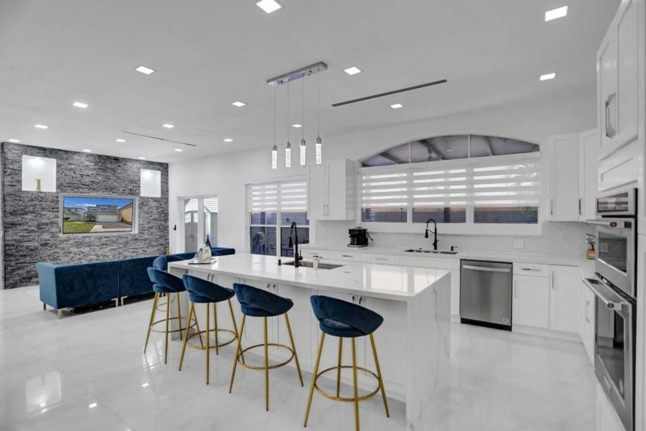 3824 Sw 49th Pl #1255736P - Photo 5 of 50