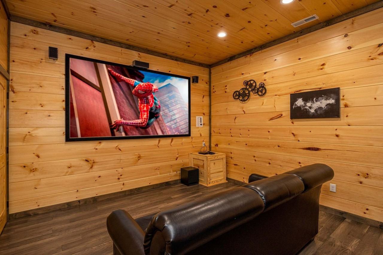 1122 Greenbriar Village Ln #1255899P - Photo 5 of 37