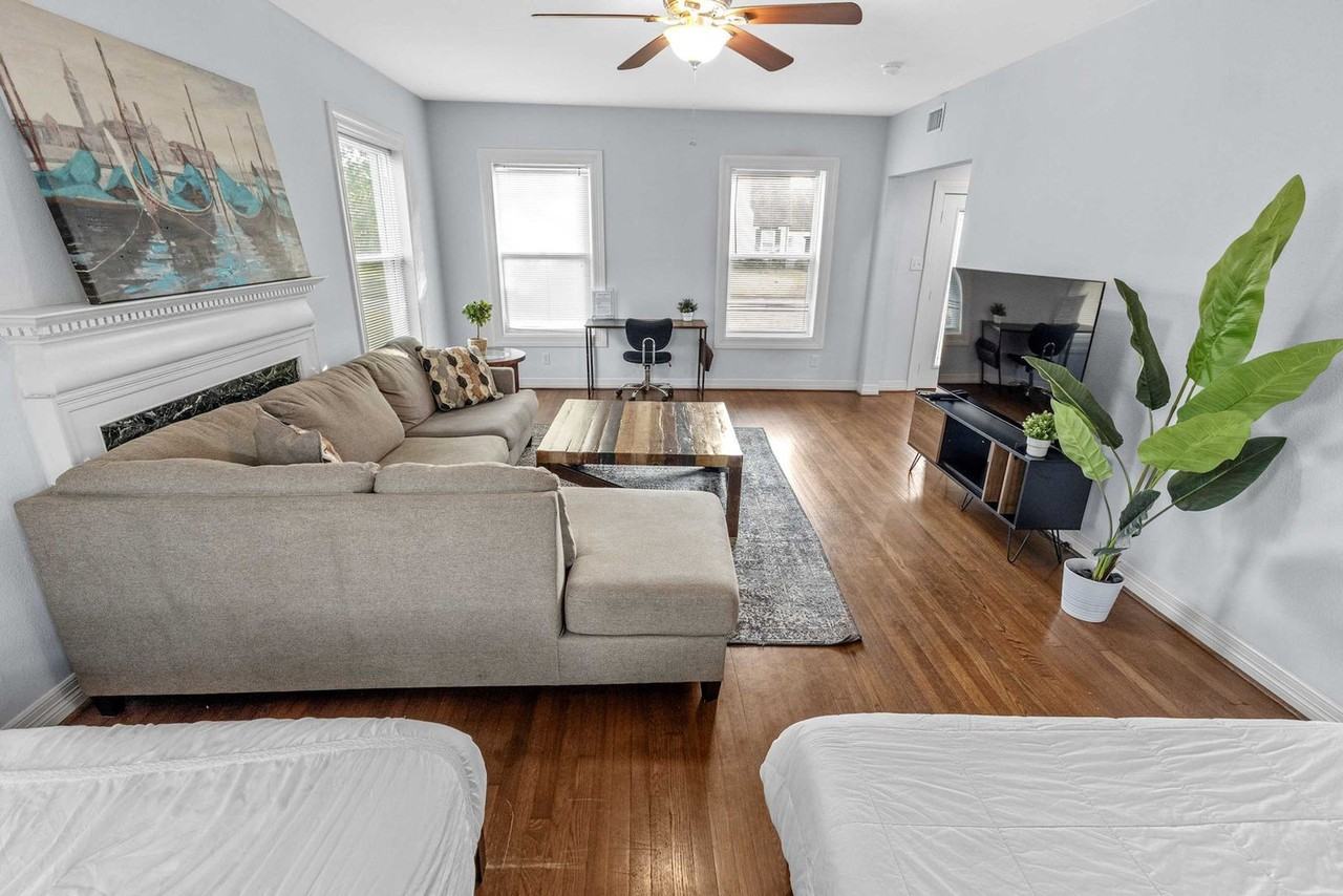 3321 Charleston St #1257738P - Photo 4 of 50