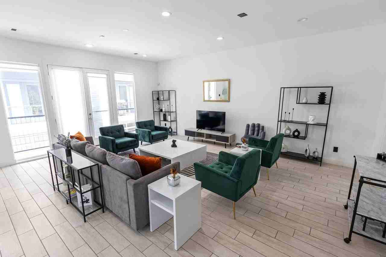 2025 Colquitt Street #1257741P - Photo 4 of 50