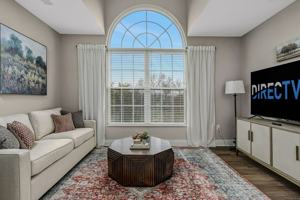 featured image of 475 Oak St