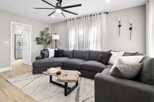304 E Goodwin St - Photo 1 of 1