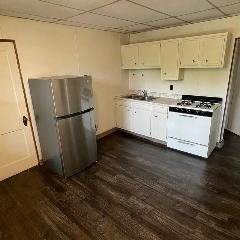 5837 Nicholson Street #3 - Photo 3 of 9