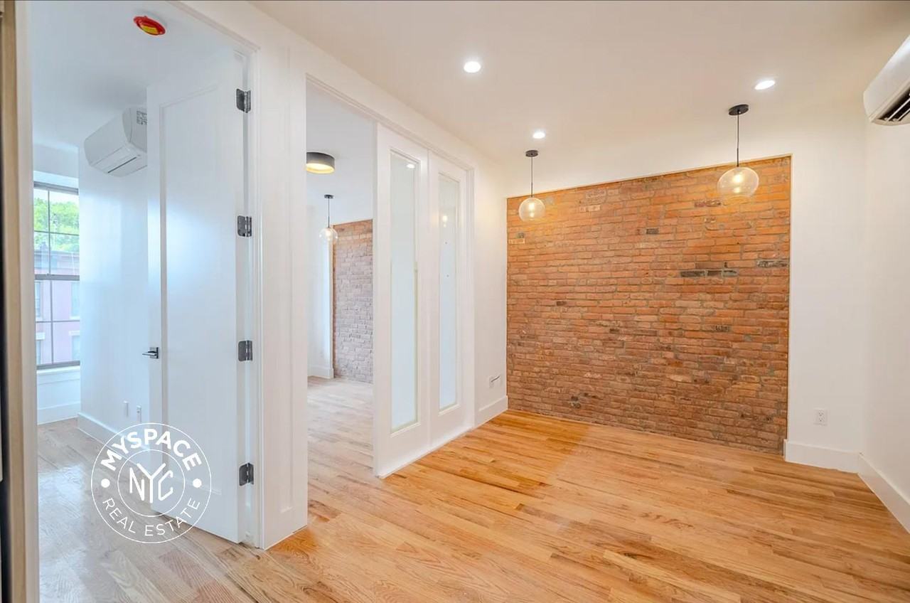 1468 Fulton St #3R - Photo 4 of 10