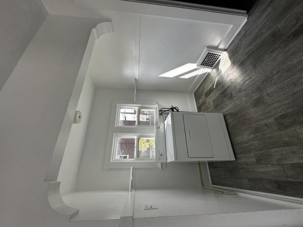 415 Iowa Avenue - Photo 6 of 12