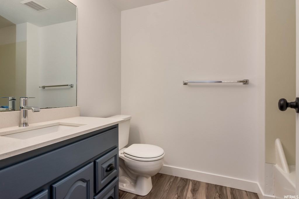 516 Northwest Street #1 - Photo 5 of 45