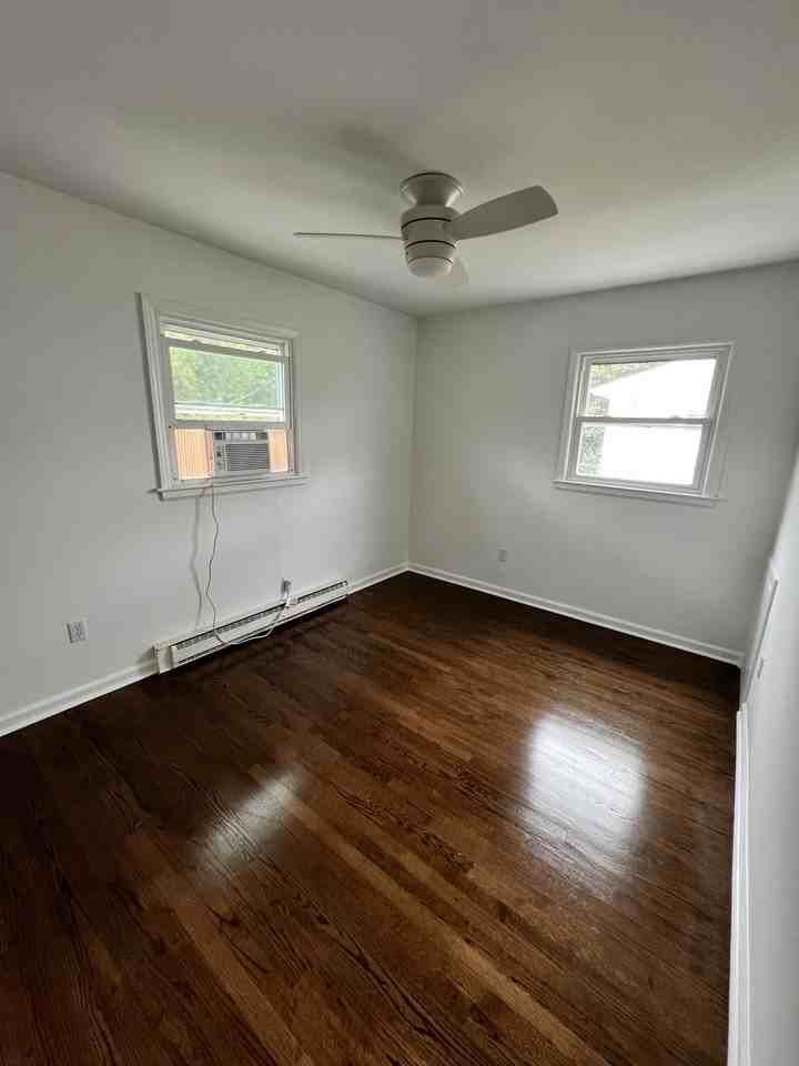 814 Whitney Ave Nw - Photo 6 of 9
