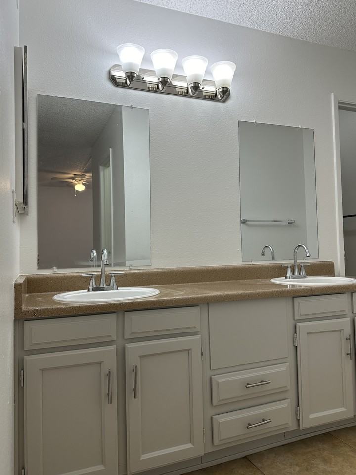 10585 W Arica Rd #1 - Photo 2 of 15