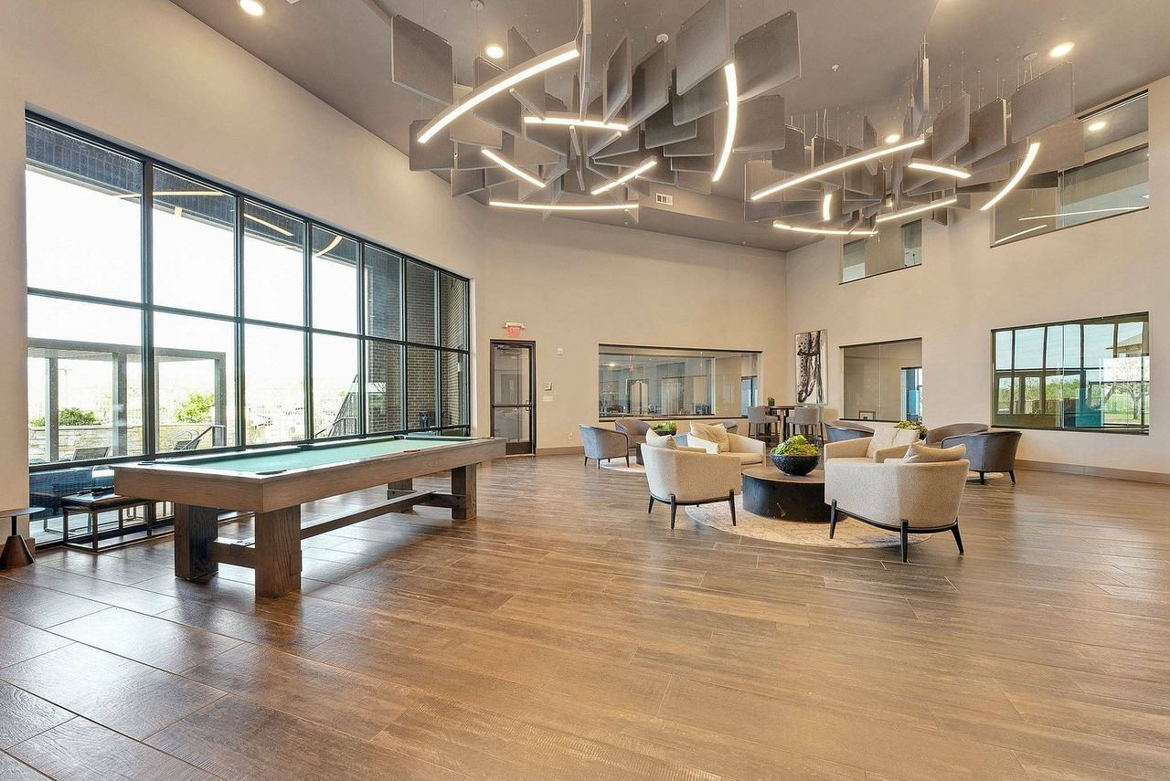 Discovery Park - Photo 5 of 49