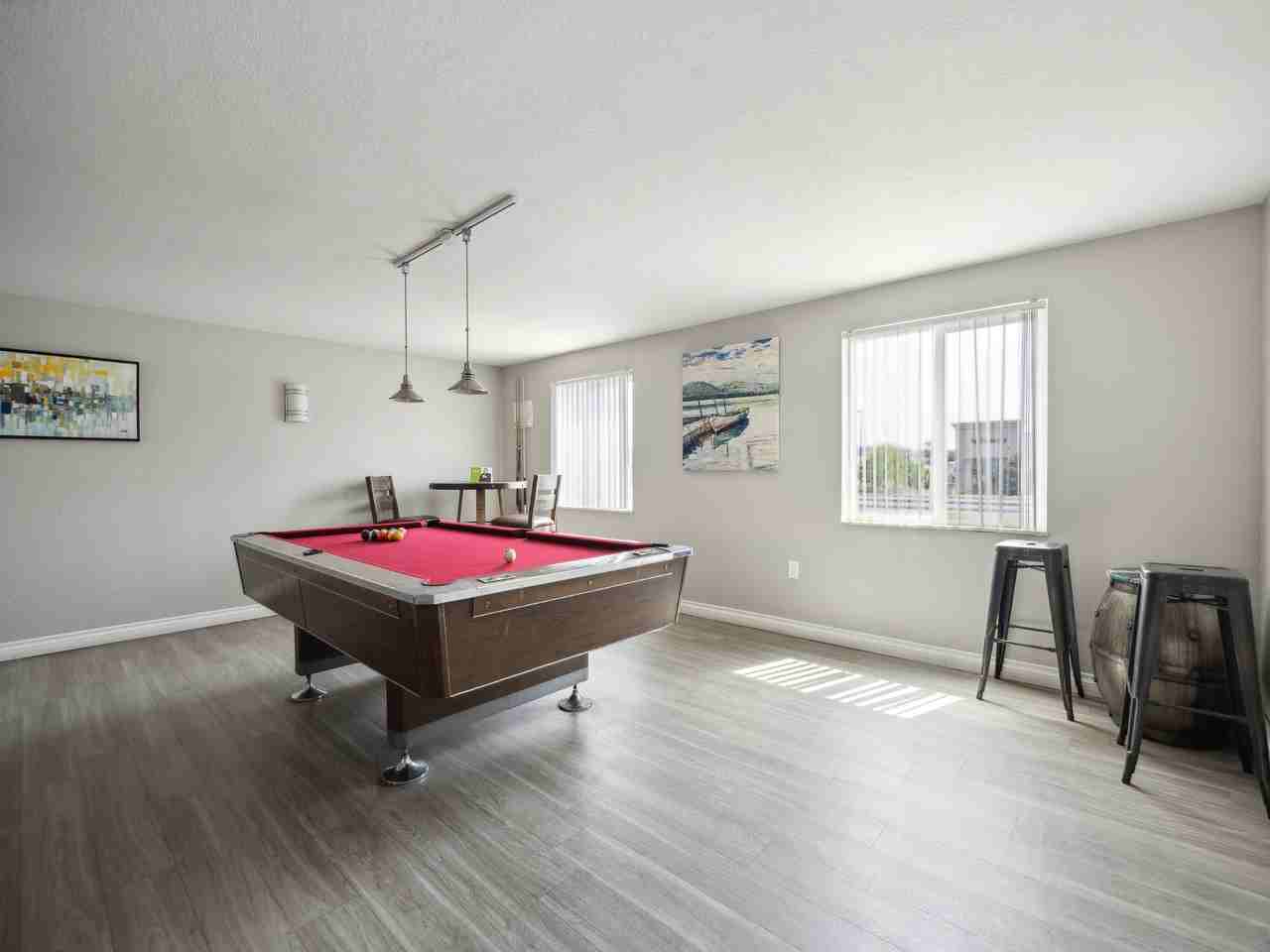 Newport Square Apartments - Photo 5 of 43