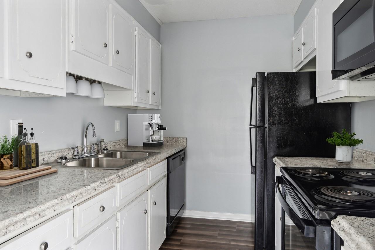 Meadow Wood - Photo 2 of 13