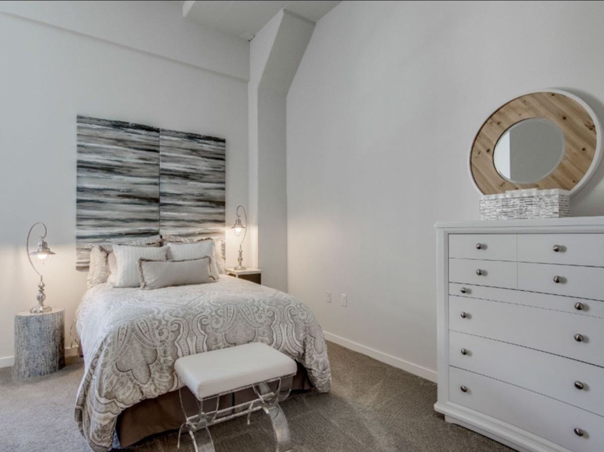 520 Park Avenue - Photo 2 of 45