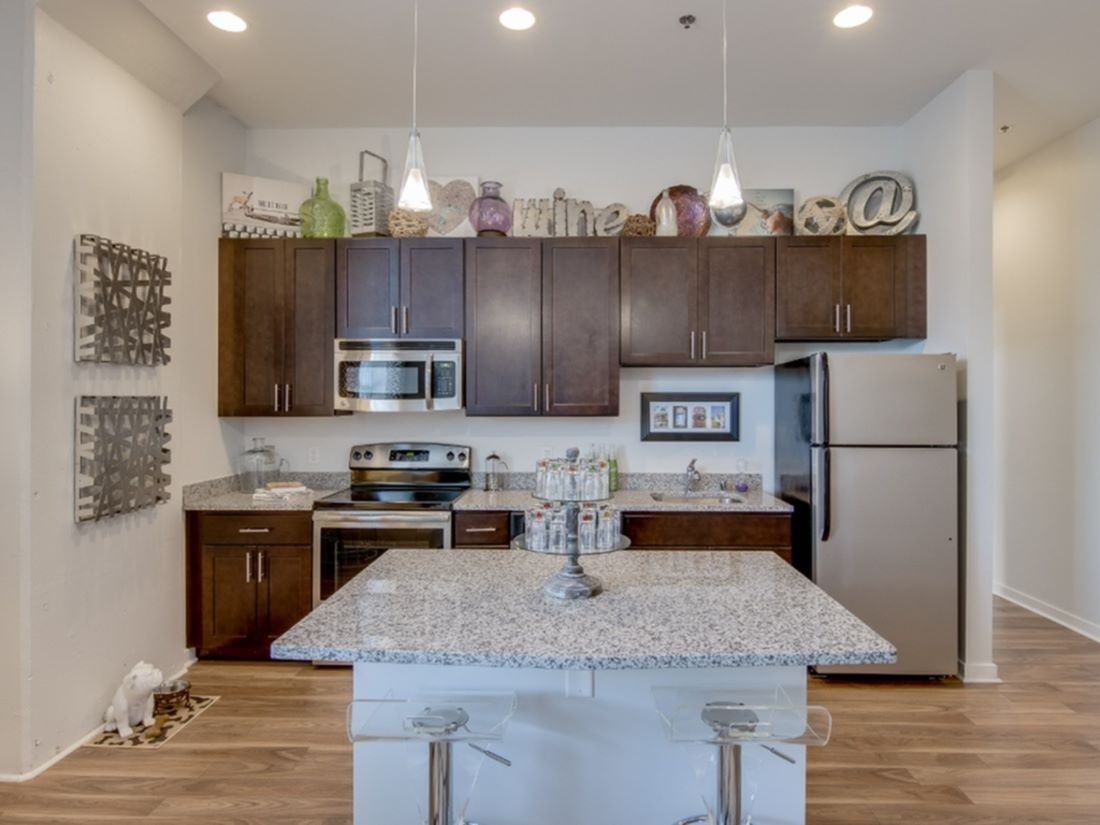 520 Park Avenue - Photo 6 of 45