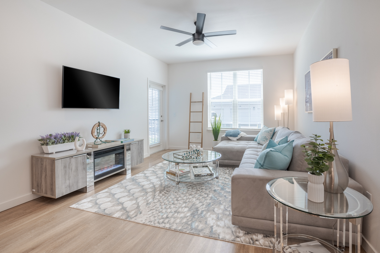 Enclave on Ayers - Photo 3 of 23