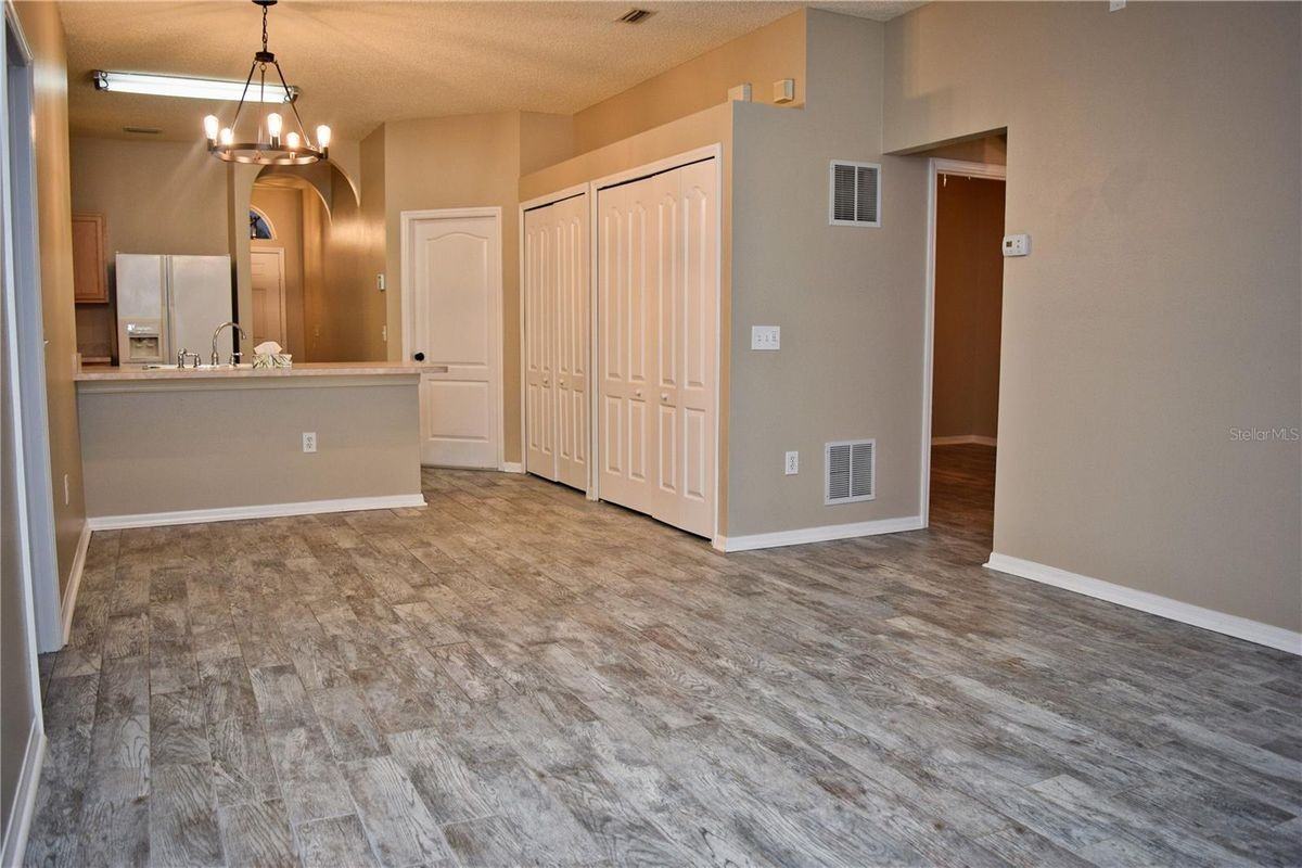 10519 Peppergrass Ct - Photo 3 of 12