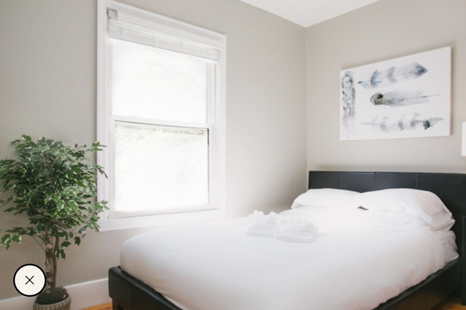 21 Grange Avenue Unit 2 - Photo 3 of 8