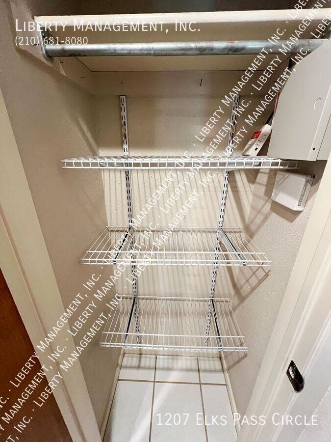 1207 Elks Pass Cir - Photo 3 of 50