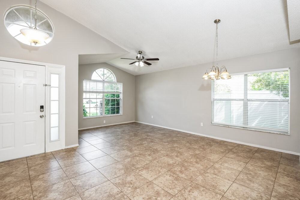 4436 Brookstone Ct - Photo 3 of 19