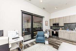 2317 N Clark St #212 - Photo 1 of 1