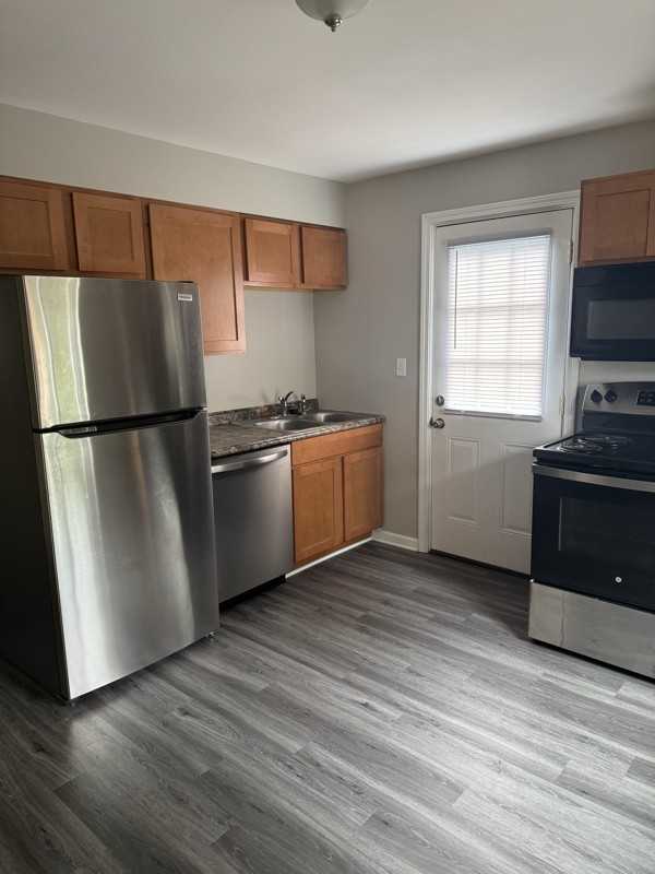 6711 Schuster Ct #1 - Photo 3 of 8