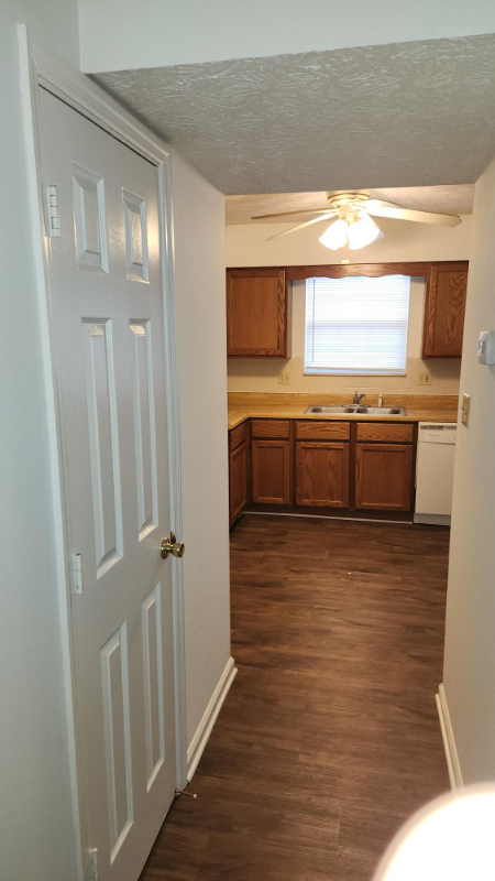 1834 Kim Watt Dr #15 - Photo 3 of 7