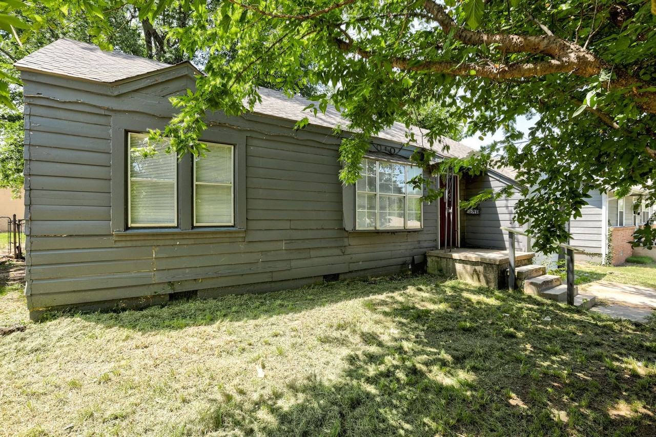 3616 Nw 27th St - Photo 2 of 29