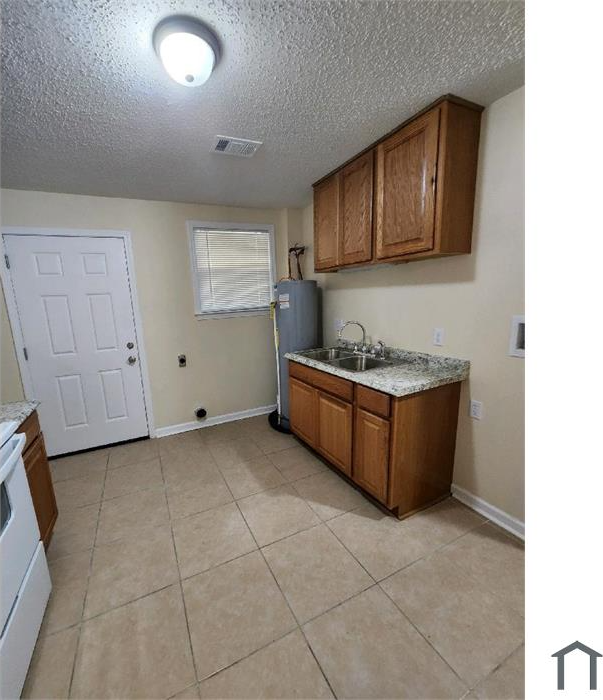 847 Northern Street #C - Photo 5 of 7