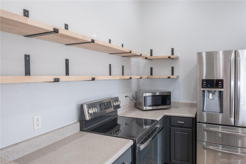 10035 E Carolina Pl #201 - Photo 3 of 14