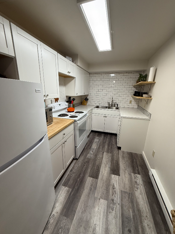 1231 1/2 Rumsey Ave #C - Photo 2 of 4