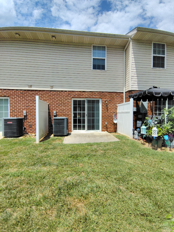 15 Ferguson Dr - Photo 3 of 15