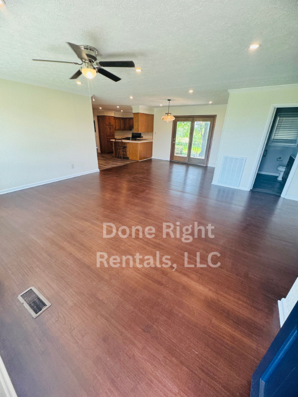 388 E Noel Dr - Photo 2 of 11