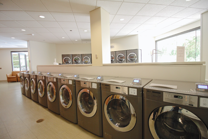 746 N Dearborn St - Photo 6 of 8