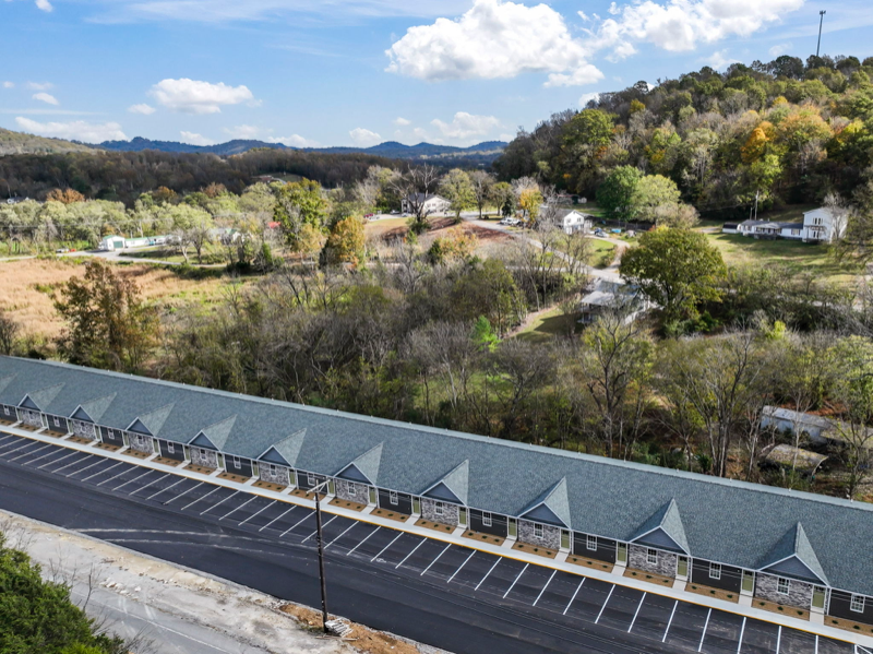 129 Dixon Dr #129 - Photo 3 of 19