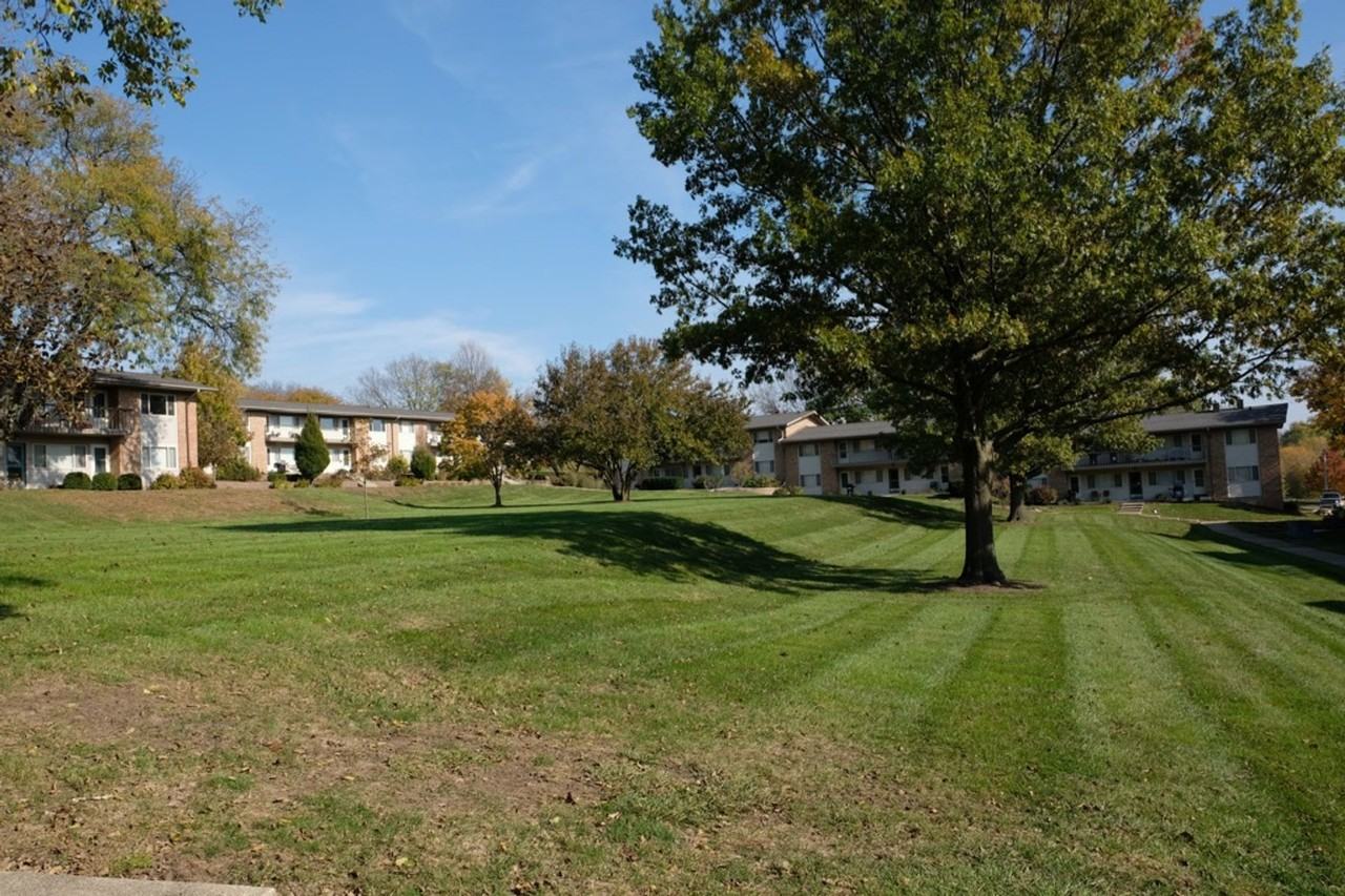 Country Gardens - Photo 2 of 2