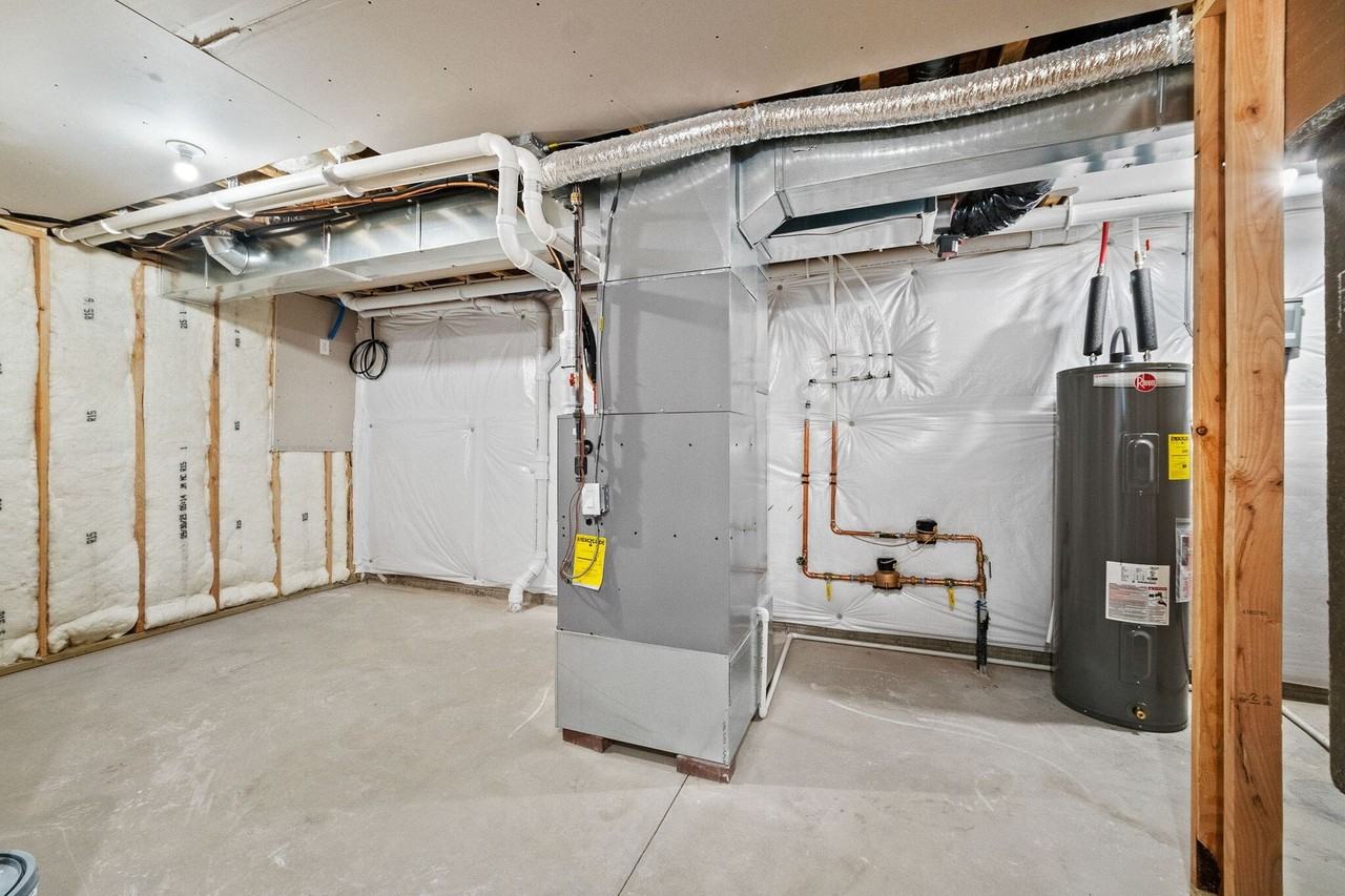 43 Keeneland Ct - Photo 5 of 50