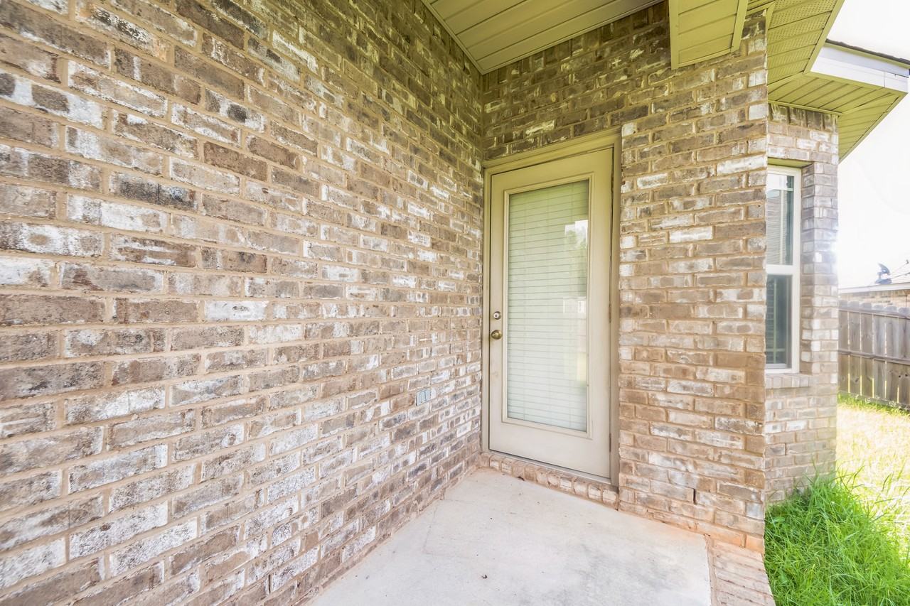 14137 Waterford Cir #NA - Photo 2 of 18