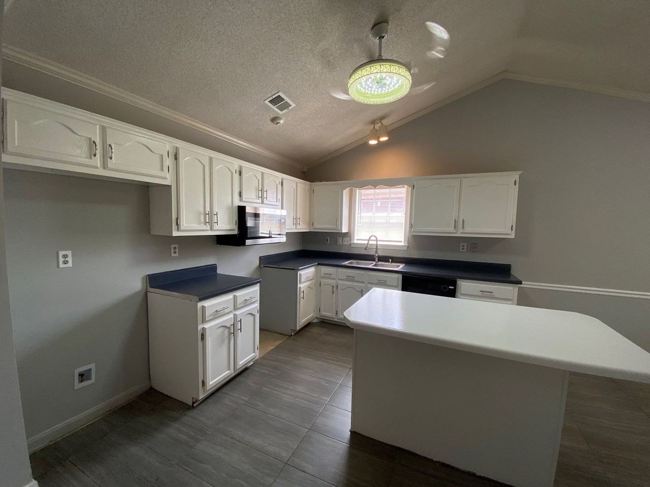 6890 Water Point Cv E - Photo 2 of 16