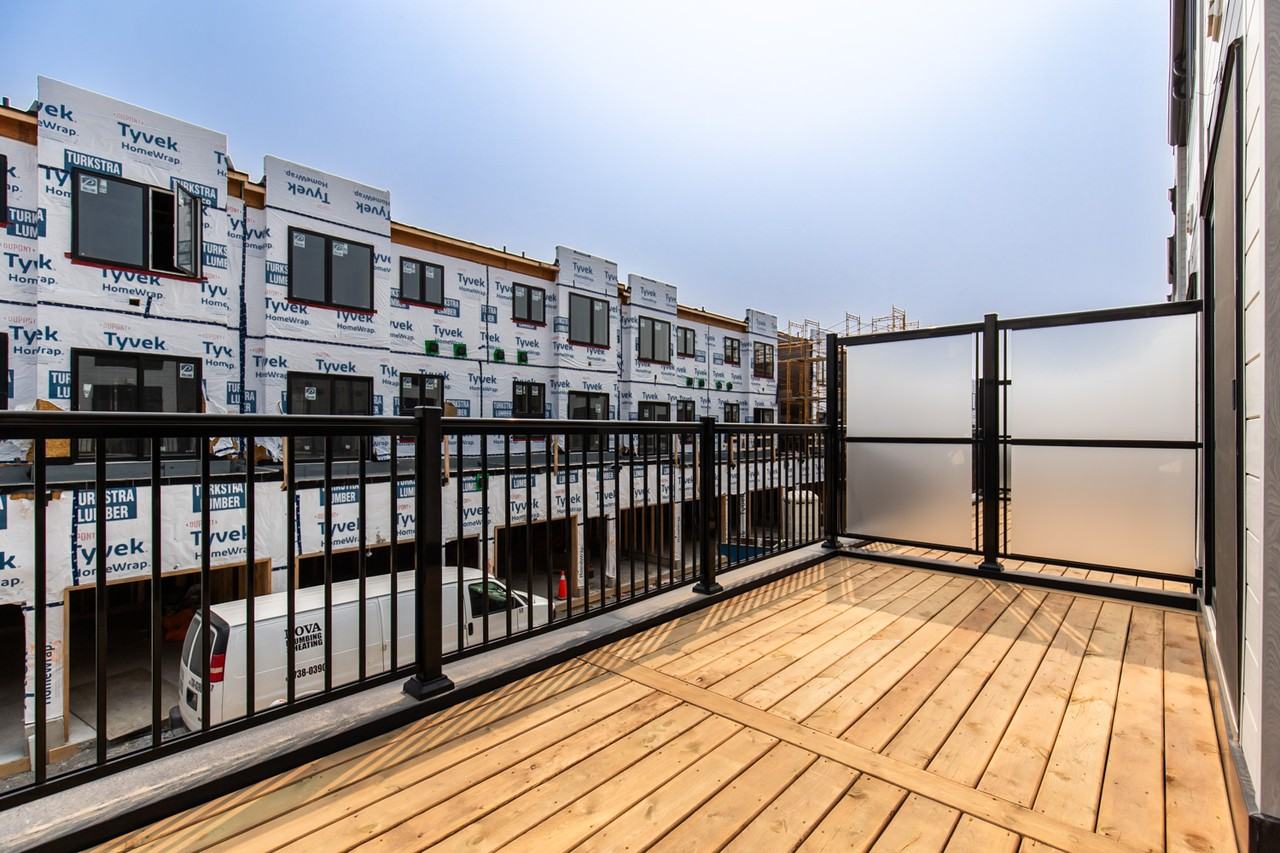 70 Kenesky Drive #13 - Photo 4 of 47