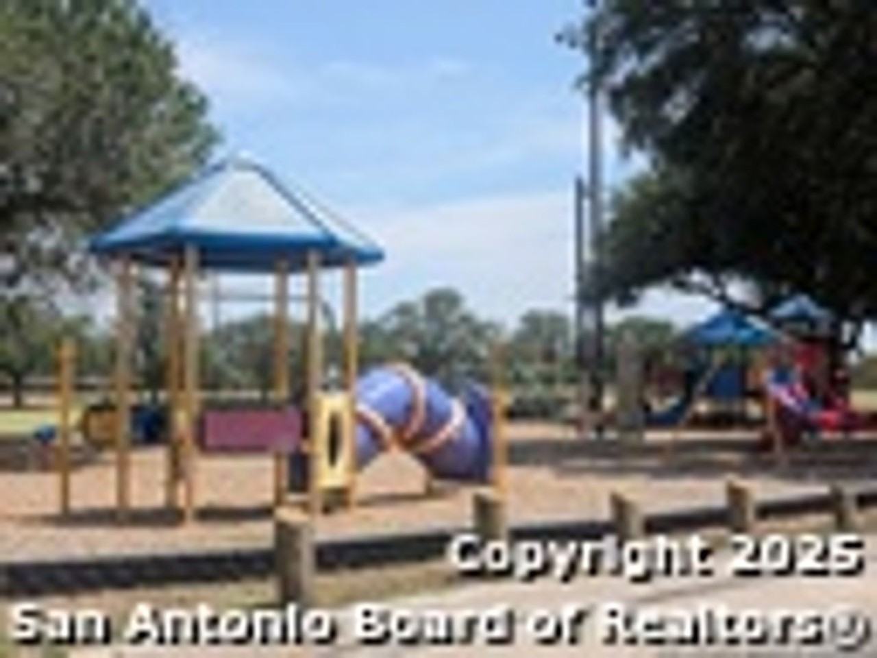 412 Town Frk - Photo 2 of 25