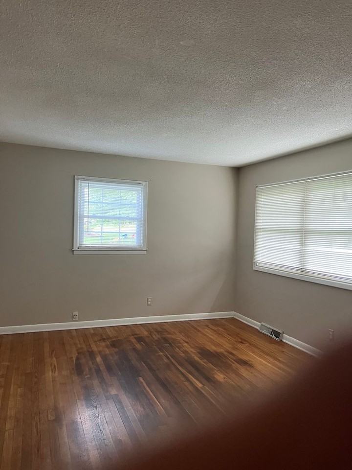 311 Carter Dr - Photo 7 of 8
